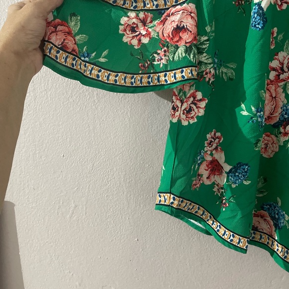 Top - Picture 3 of 7